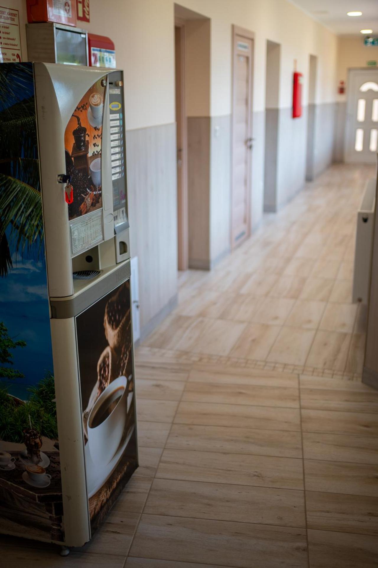 Holiday Apartmanhaz גיולה מראה חיצוני תמונה