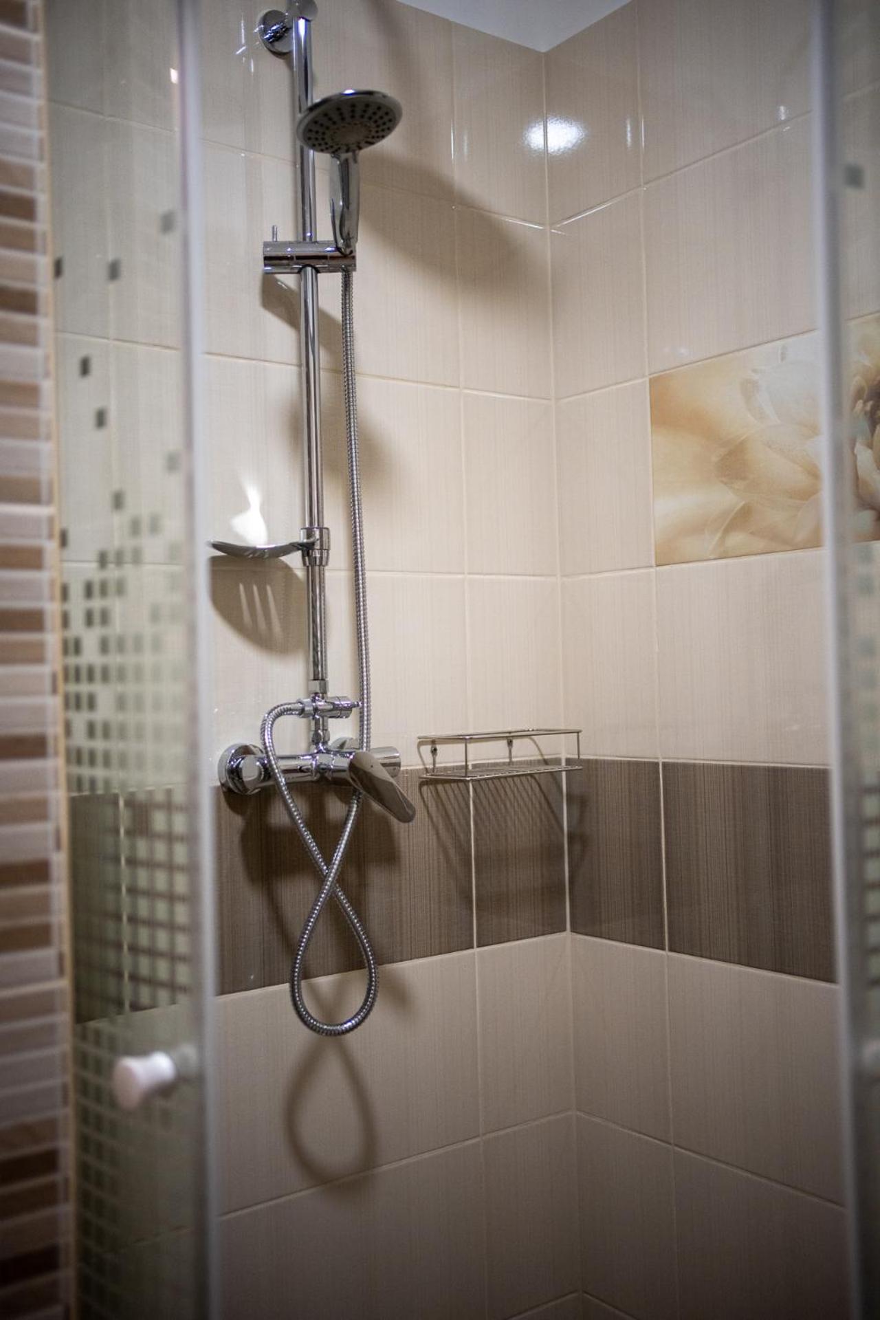 Holiday Apartmanhaz גיולה מראה חיצוני תמונה